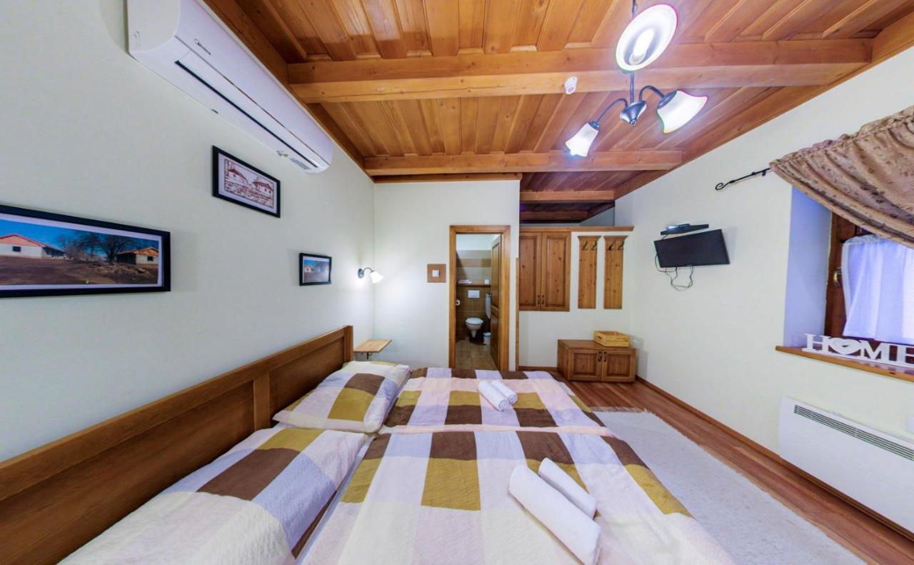 Tóth Vendégház és Apartmanház Újfehértó Ujfeherto Exterior foto