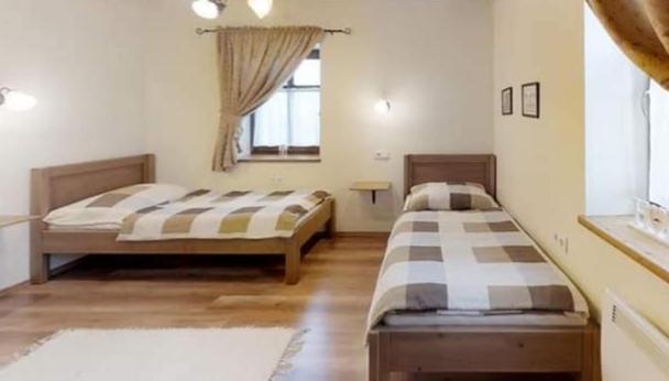 Tóth Vendégház és Apartmanház Újfehértó Ujfeherto Exterior foto
