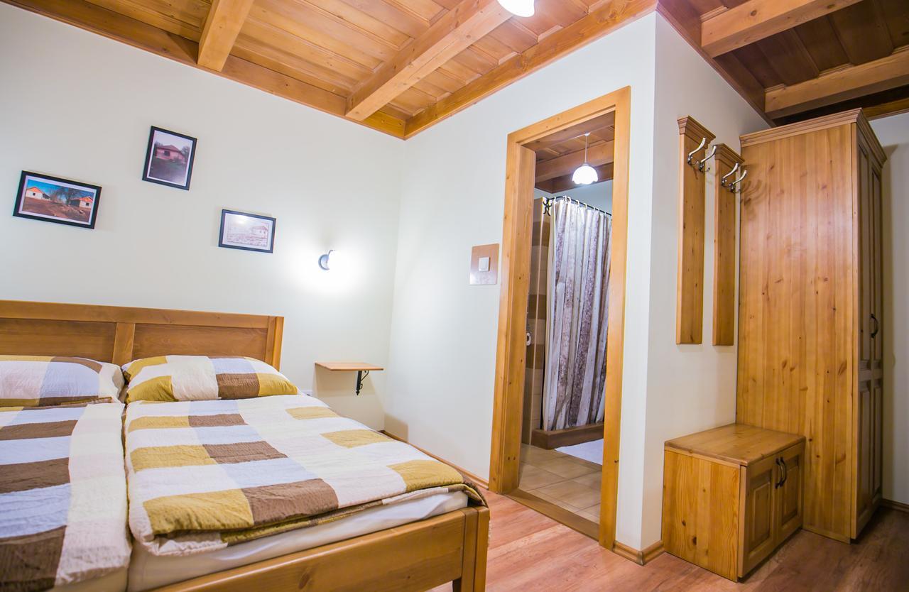 Tóth Vendégház és Apartmanház Újfehértó Ujfeherto Exterior foto