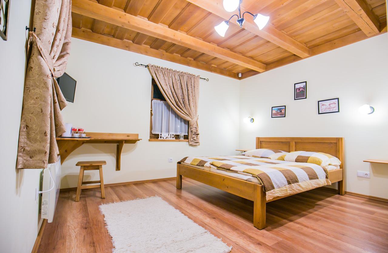 Tóth Vendégház és Apartmanház Újfehértó Ujfeherto Exterior foto