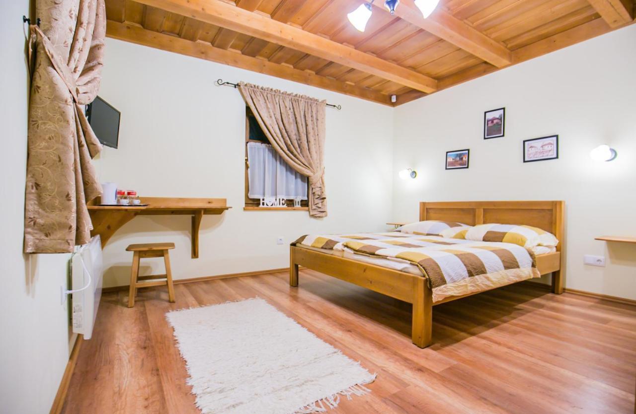 Tóth Vendégház és Apartmanház Újfehértó Ujfeherto Exterior foto